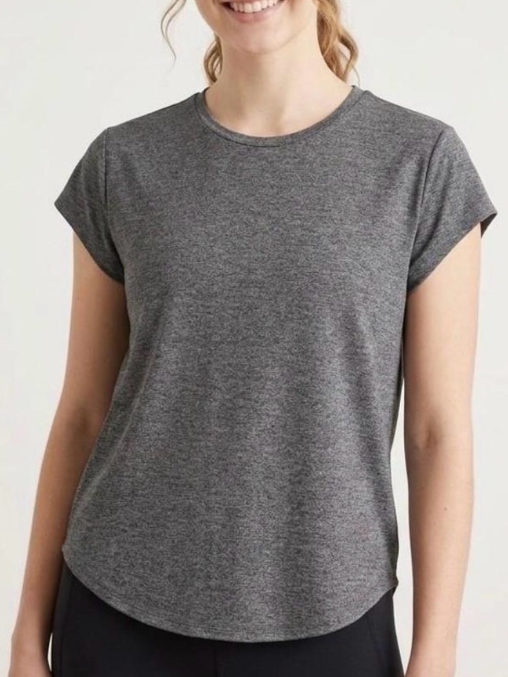 Quince Flowknit Breeze short sleeve athletic performance tshirt charcoal grey M